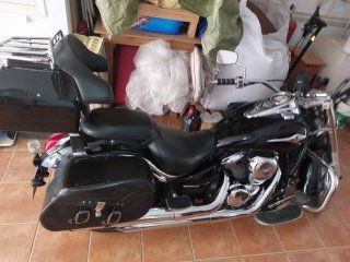 Kawasaki VN900 Classic Negra