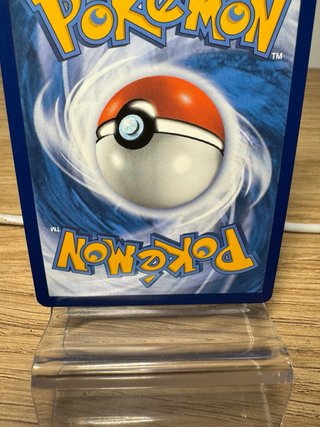 Carta Pokémon Giratina V-ASTRO 131/196 Español