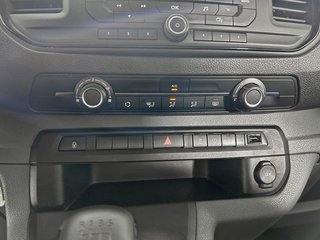 Peugeot Expert Combi BlueHDi 150 S&S Standard 110 kW (150 CV)