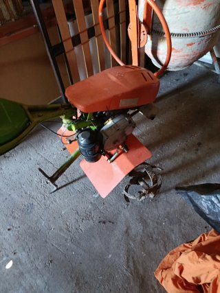 Motoazada / Motocultor