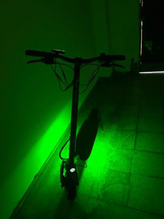Patinete Eléctrico con Pantalla LED Emmanuel