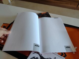 Bolsa herramientas KTM y carpeta manuales