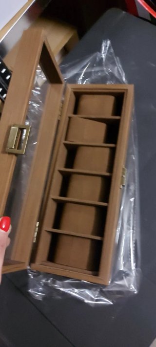 Scatola porta orologi in legno con vetro