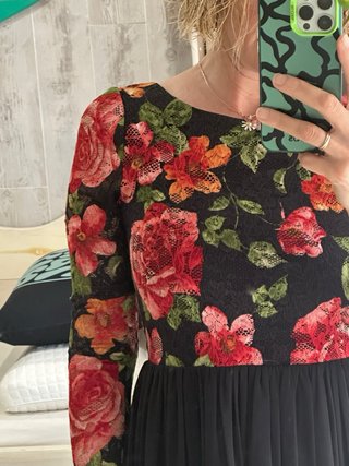 Vestido Maribel Ruiz floral negro y rojo Talla S