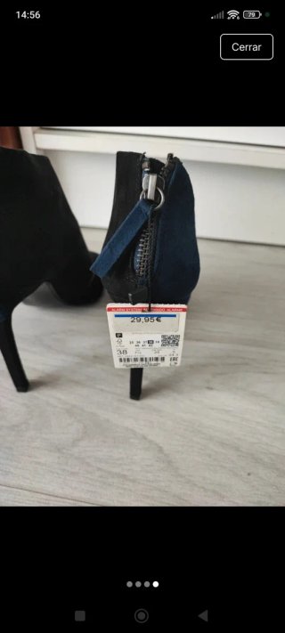 Tacones de tiras azul y negro