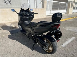Yamaha TMax 560 Tech Max 2021 Gris