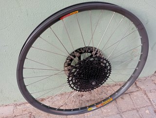 rueda Boost Mavic 26x30,12x148 Trasera Reforzada