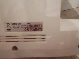 Máquina de coser Singer 6180