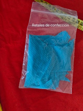 Blusa azul sin mangas