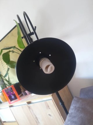 Lámpara de pie estilo industrial