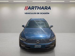 Volkswagen Passat 2021