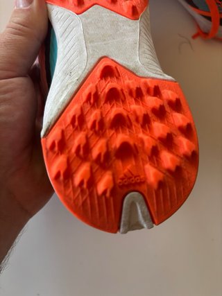 Botas Fútbol Sala Adidas Messi Talla 33 para niño