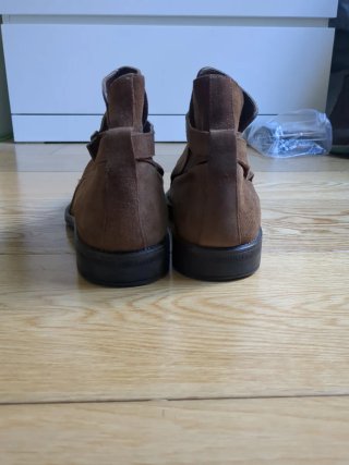 Botas de ante marrones