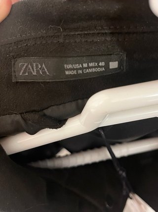 Chaqueta Zara Negra Elegante