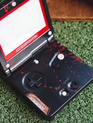 Carcasa Game Boy SP Resident Evil Code Verónica