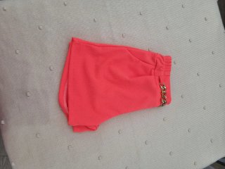 Calções menina 6anos com corrente dourada