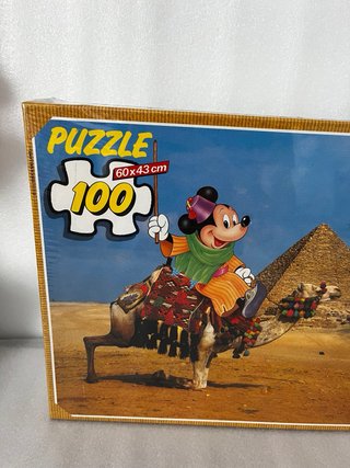 Puzzle Mickey Mouse World Tour 100 piezas