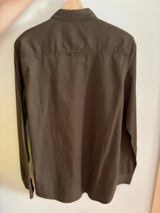 Camisa verde oscuro 100% algodón Talla M