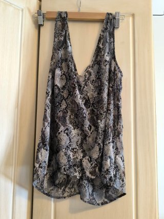 Top Mango Animal Print Talla S