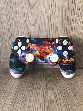 Mando PS4 Crash Bandicoot Edición Limitada