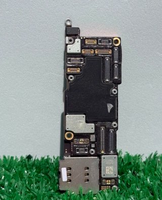 iPhone 15 Negro todo original dos placas base