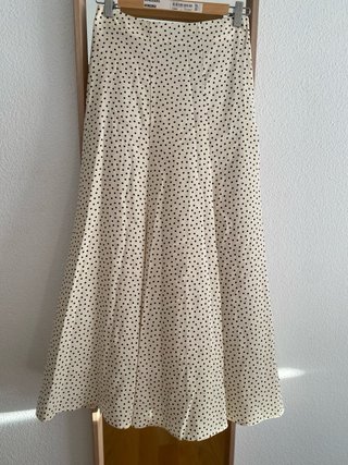 Falda Zara lunares fluida