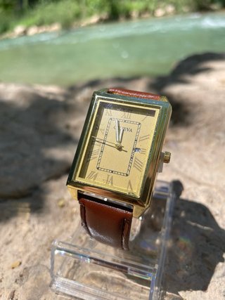 Reloj Old Money Vintage Geneva Dorado y Marrón