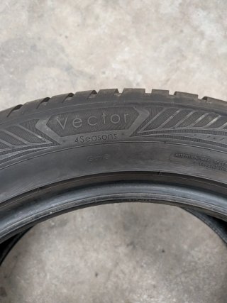 Neumático 245/50R18 104V Goodyear