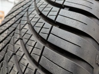 Neumático 245/50R18 104V Goodyear