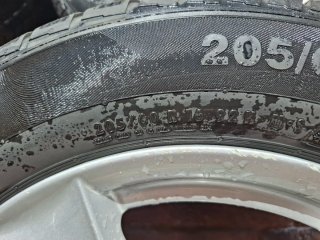 4 Llantas con Neumáticos M+S En perfecto estado