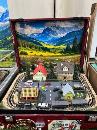 Maqueta Tren Escala N Maleta Paisaje Montañoso