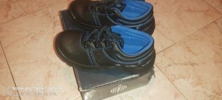 Zapatos de trabajo negros y azules talla 38