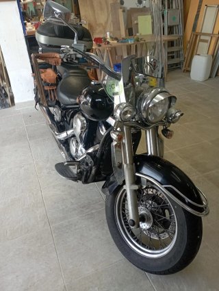 Kawasaki VN900 Cruiser Negra