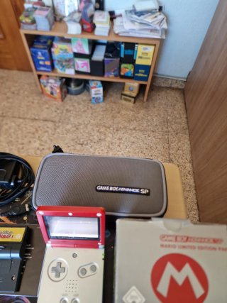 Game Boy Advance SP Mario vs Donkey Kong