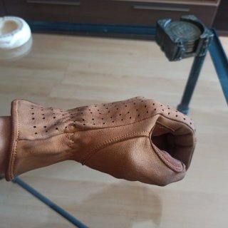 Guantes de verano  GariBaldi Piel Perforada Marrón