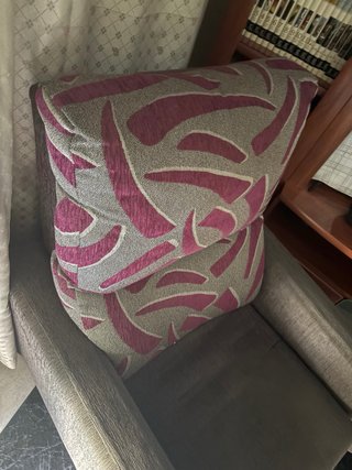 Sofá Cama 2 Plazas Tela Morado/Rojo