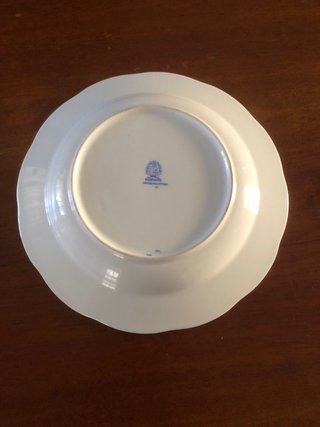 Piatto Herend in porcellana decorato