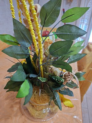 Composizione floreale decorativa