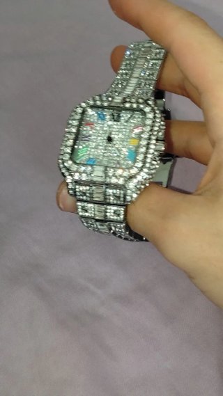 Reloj de diamantes plateado multicolor