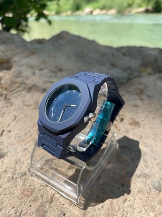 Reloj Azul Marino Números Árabes