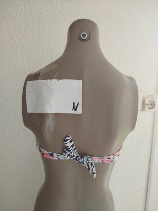 Top bikini floral talla L