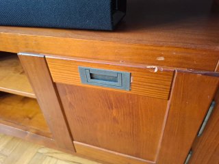Mueble de salón madera.Urge quitarlo!