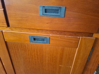 Mueble de salón madera.Urge quitarlo!
