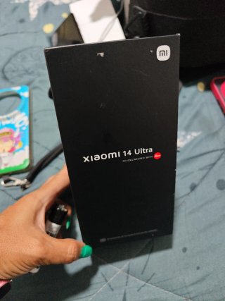 Xiaomi 14 ultra Móvil con Caja y Accesorios