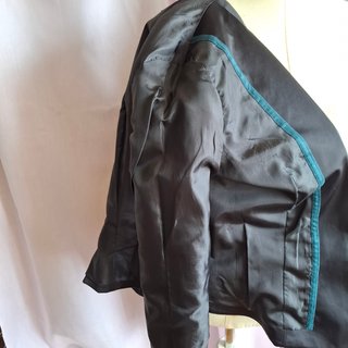 Blazer Mango Negro Satinado