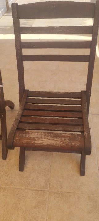 4 Sillas de Madera de Teka