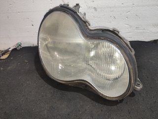 FARO DERECHO MERCEDES CLASE C (W203) BERLINA 270