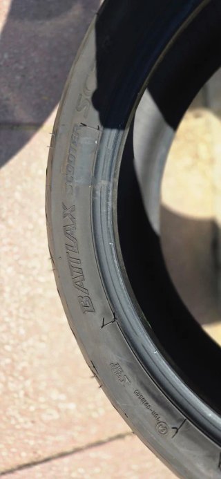 Neumático Batlax Scooter 120/70 R15 56H con 3100km