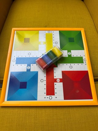 Lote juegos de mesa: Pictionary, Pasapala, Parchís