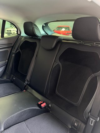 Renault Mégane GT Limited 1.6 TCe 140CV EDC Auto